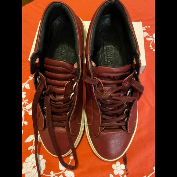 K-Swiss Wine Women’s Leather Sneakers Size 9.5 - Picture 2 of 8